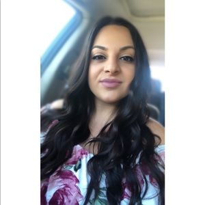 Meet your Posher, Lisa